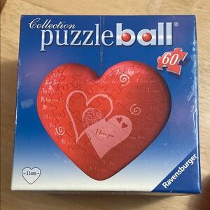 Ravensburger 3D Heart Puzzleball - Red 60 pieces